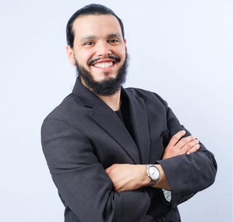 Andrae Calderon — Illinois Licensed Real Estate Broker and AI Consultant